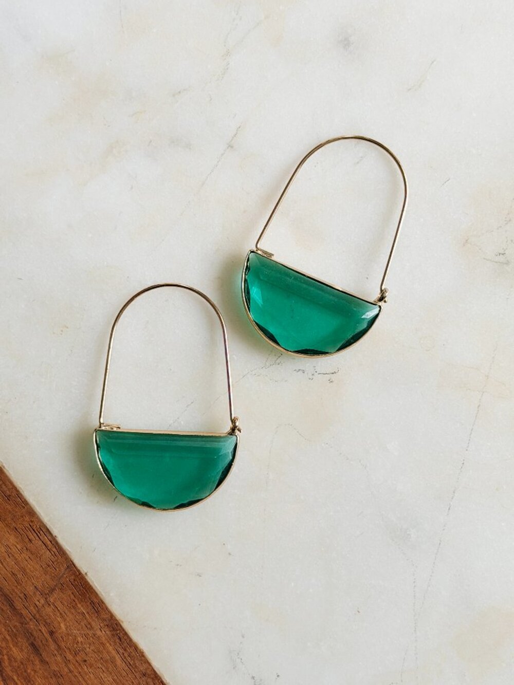 Anthropologie Emerald Green Faceted Glass Crescent Moon Wire Hoop Earrings GUC
